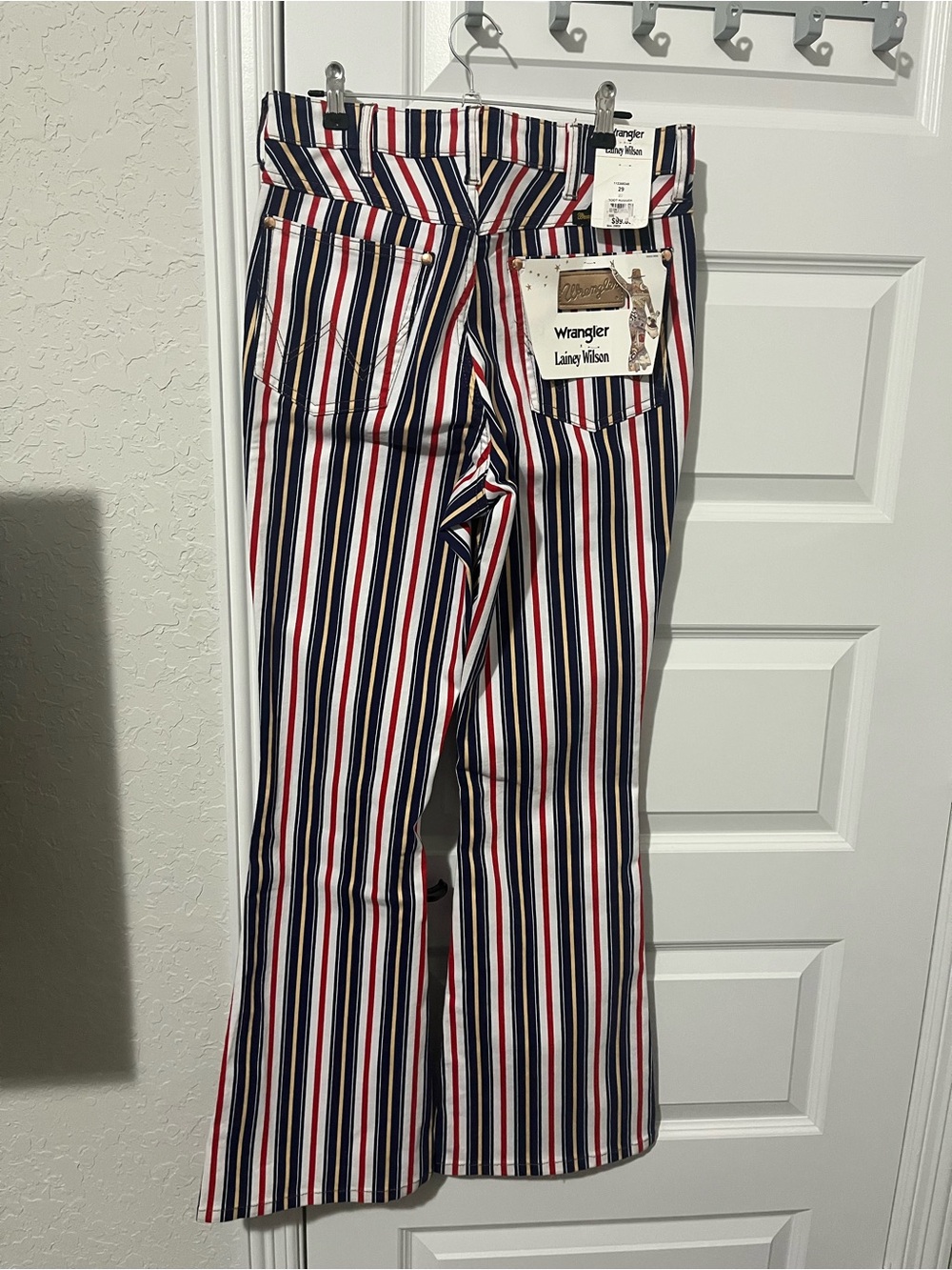 Wrangler x Lainey Wilson Patriotic Stripe Jeans - Picture 4 of 7